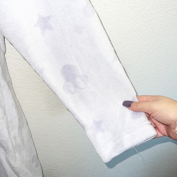 Disney Light Purple And White Mickey Mouse Hoodie Soft Comfortable Sleepwear NEW - Picture 3 of 14